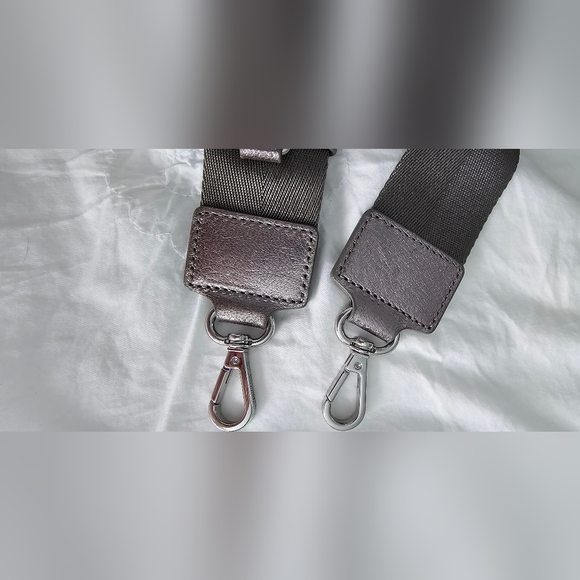 MZ Wallace Metro Quatro Tote In Mercury EUC - Picture 9 of 12